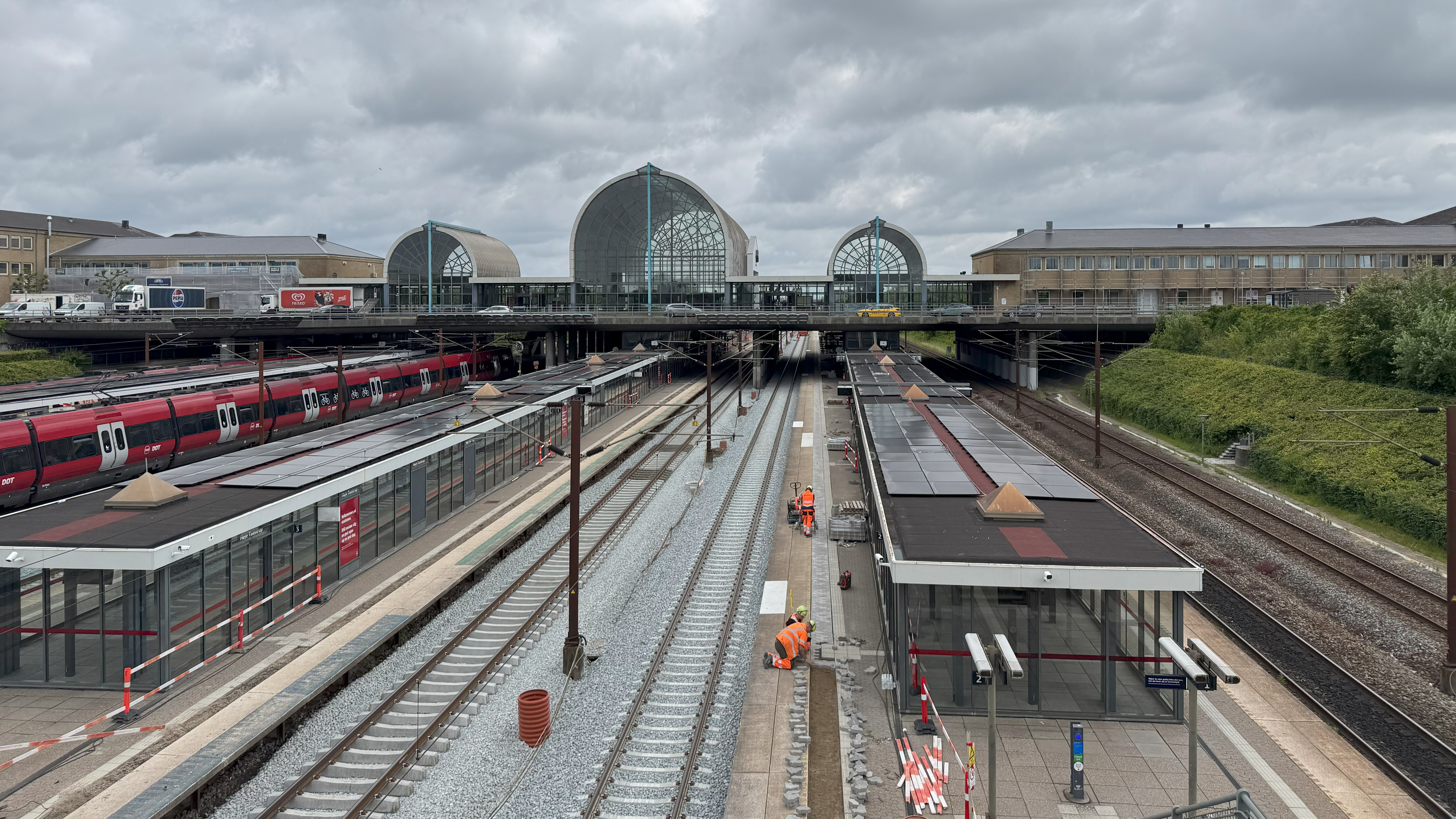 Oversigtsfoto over Høje Taastrup Station